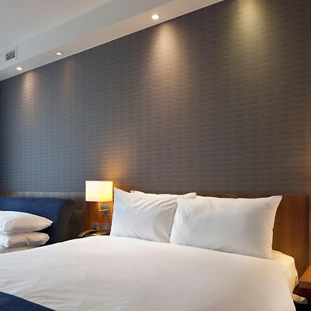 Holiday Inn Express Manchester City Centre By Ihg Экстерьер фото