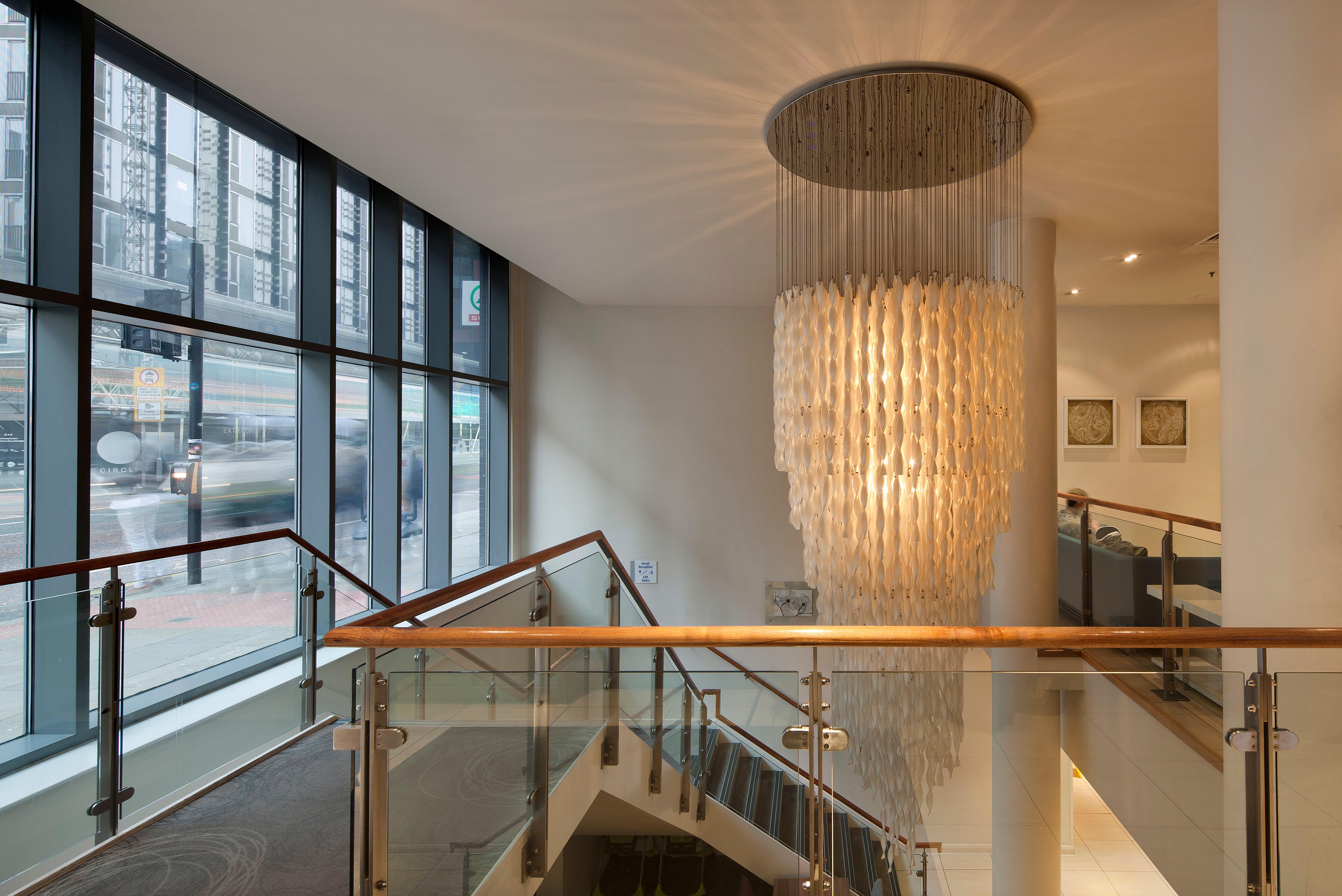 Holiday Inn Express Manchester City Centre By Ihg Экстерьер фото