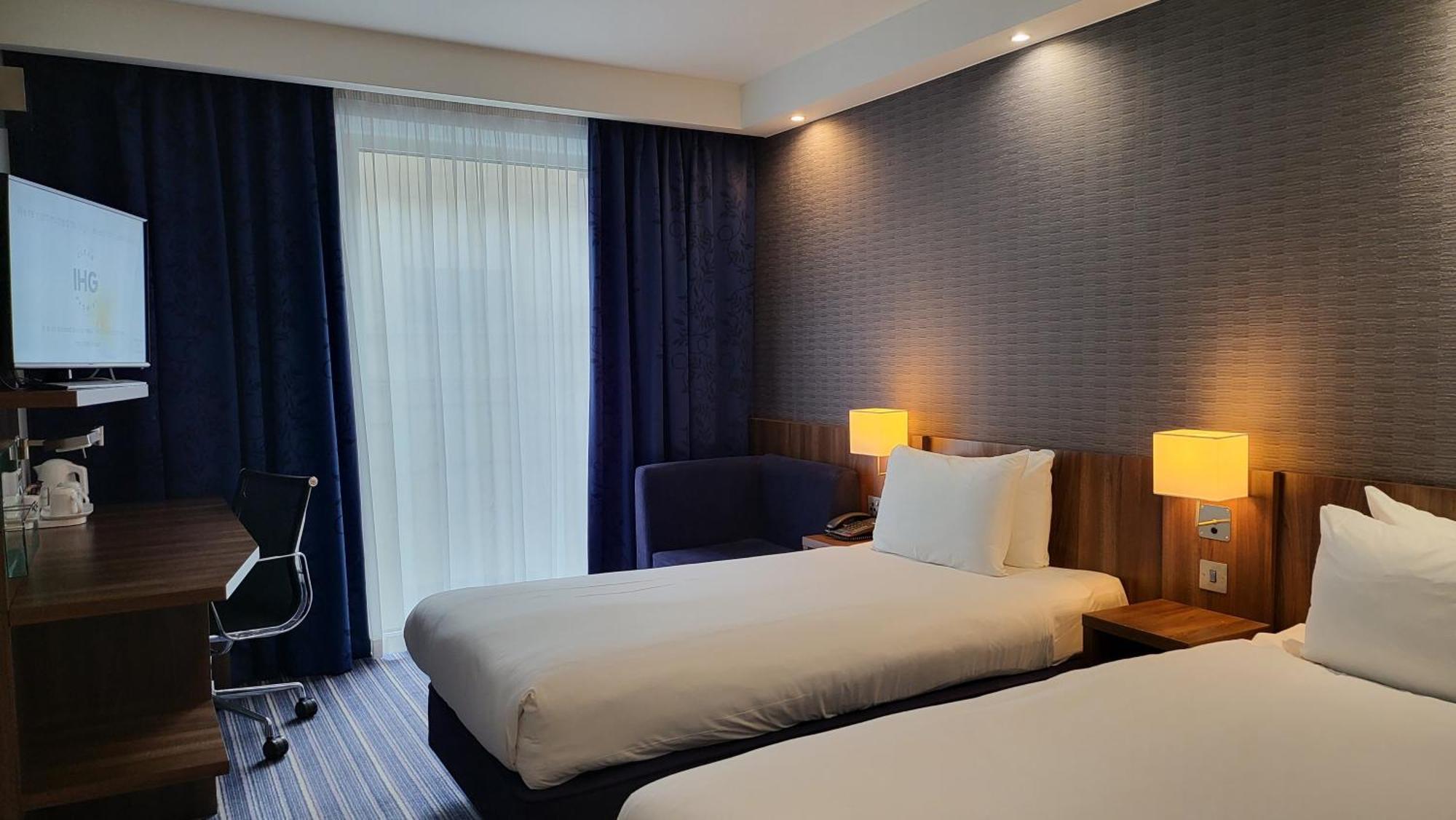 Holiday Inn Express Manchester City Centre By Ihg Экстерьер фото
