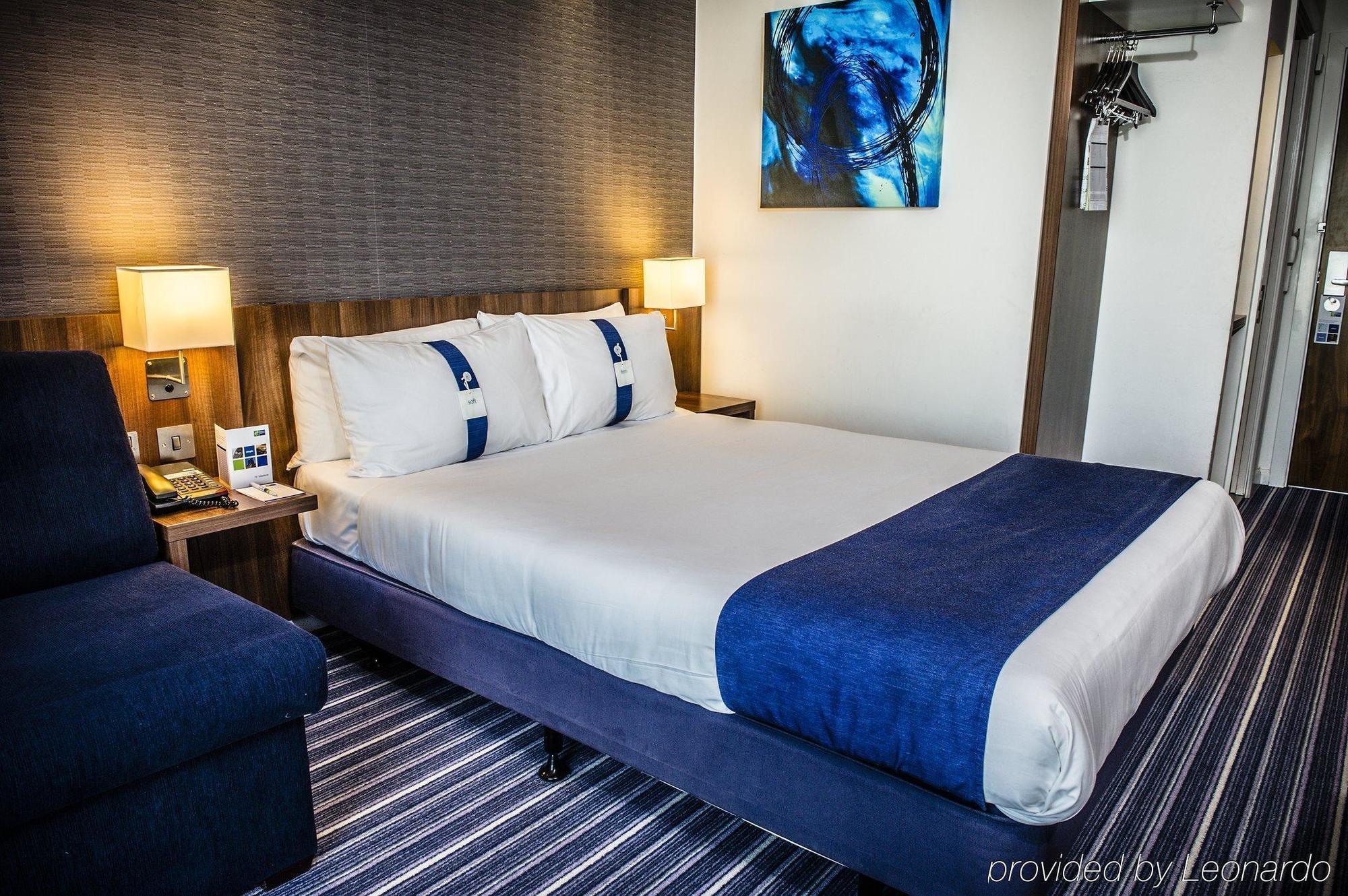 Holiday Inn Express Manchester City Centre By Ihg Экстерьер фото