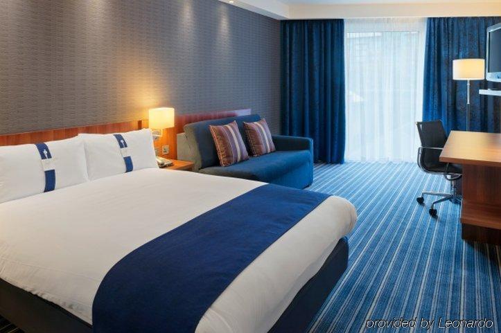 Holiday Inn Express Manchester City Centre By Ihg Номер фото