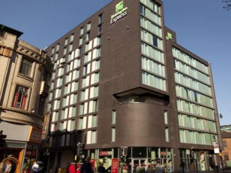 Holiday Inn Express Manchester City Centre, An Ihg Hotel Экстерьер фото